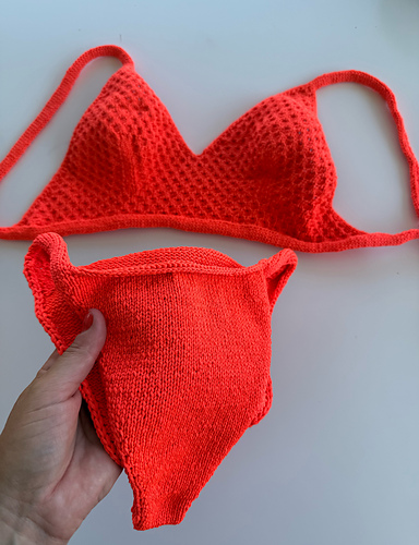 Ravelry Honey bikini top pattern by Bjørheim