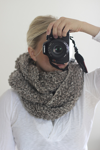 Seedstitch Cowl/Wrap photo 1