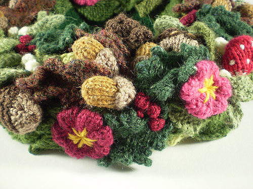 Woodland Wreath, Fat Flowers photo 3