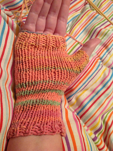 DPN-less Fingerless Gloves photo 1