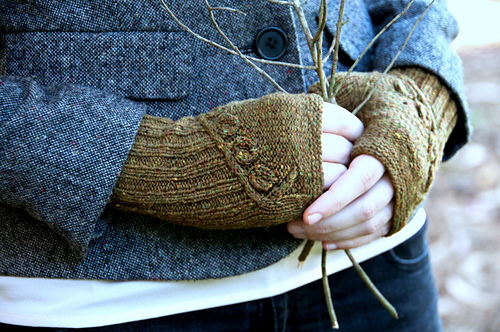 Twigs and Willows Mitts