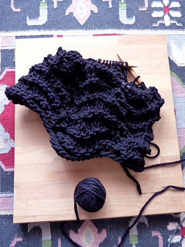 Shetland Feather and Fan Cowl