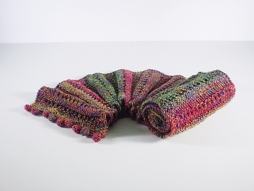 Autumn Berry Scarf