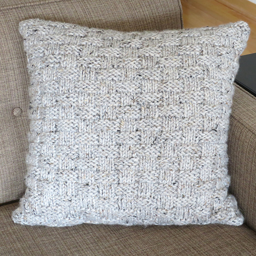 Ravelry Basket Weave Pillow pattern by Kathy Lewinski