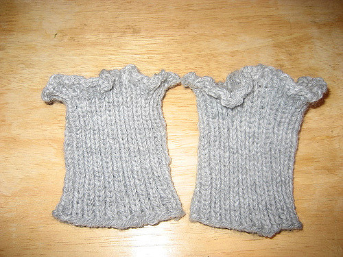 Ribbed and Ruffled Wristlets