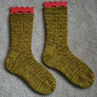 Ravelry: Diagonal Lace Socks pattern by Wendy D. Johnson