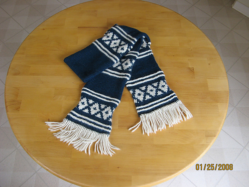 Fair Isle Scarf: Blue Diamond