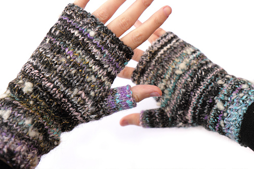 Mitt-O-Matic Fingerless Mittens Generator