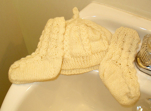 Heirloom Aran Baby Set - Hat