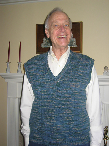 Cabled Pullover Vest #8873