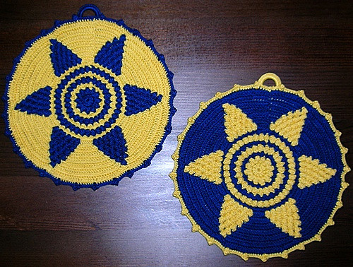 Round Star Flower Potholder #3205