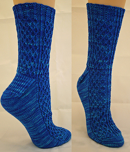 Twisty Bits socks