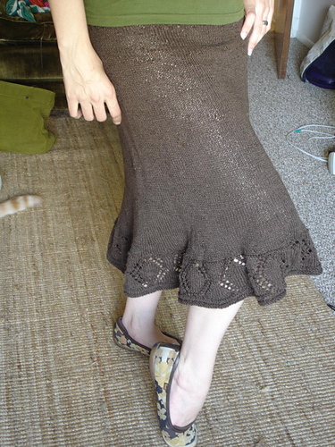 12 Skirt with Lace Band
