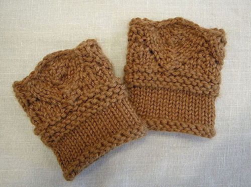 The Edge-of-Lace Cuffs