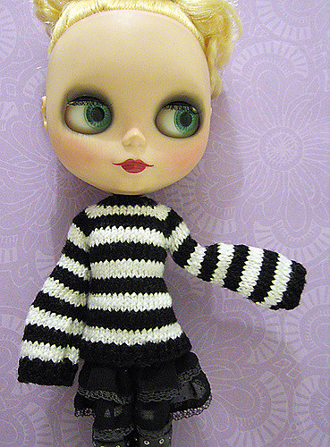 Basic Top Down Raglan Sweater for Blythe photo 7