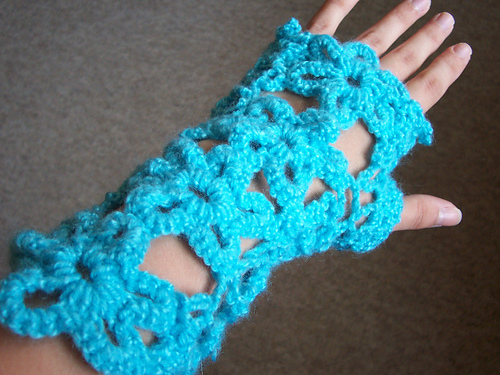 Flowers & Lace Fingerless Gloves