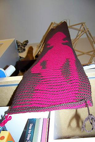 Dr. Girlfriend Illusion Scarf