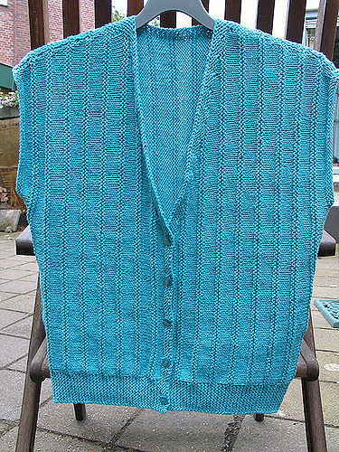 07 - Sleeveless Waistcoat
