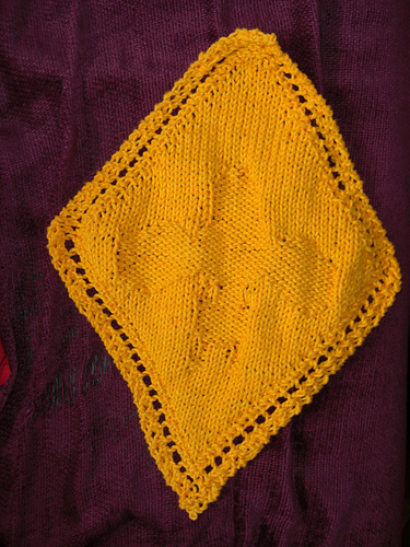 Diagonal Bee Dishcloth