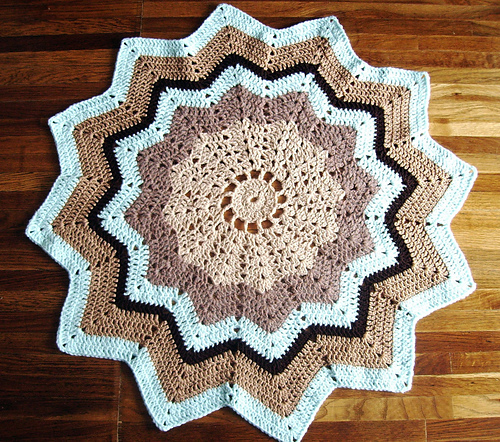 Circular Ripple Blanket
