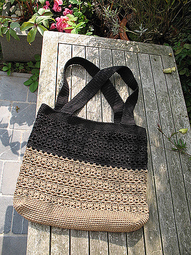 Lacy V Shopping Bag photo 2