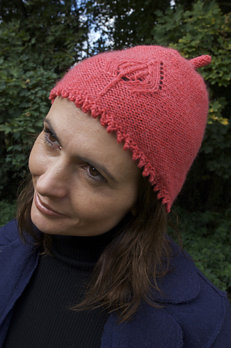 Cashmere Aran Leaf Motif Beanie Hat