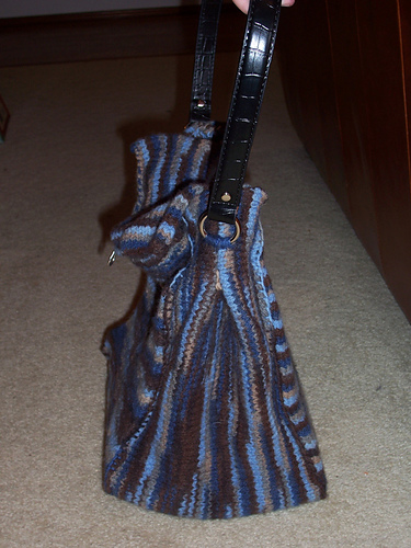 Ravelry: Take Out Bag pattern by Patons
