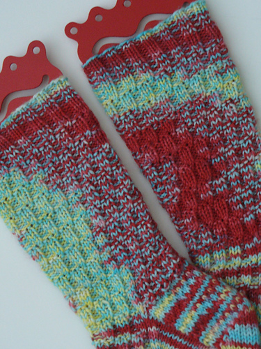 Ravelry: Alternating 2x2 Rib pattern by Charlene Schurch