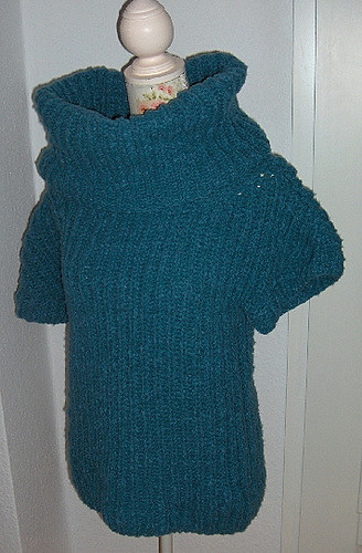 27 Top in Fisherman's Rib with wide Collar