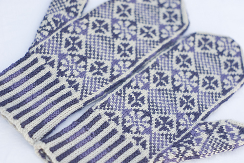 Suffragette Mittens