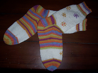 Ravelry: Basic Sock pattern by Tobi Beck