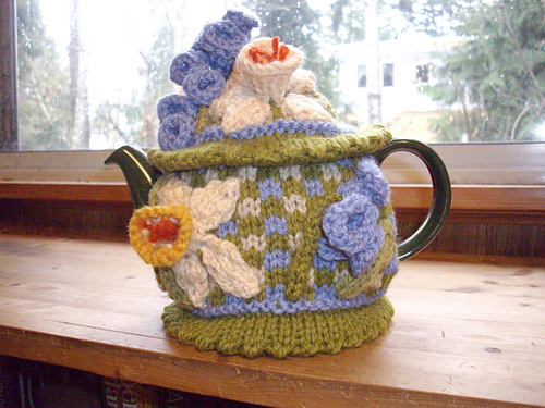 "Daffodils and Bluebells all in a Row" Tea Cozy
