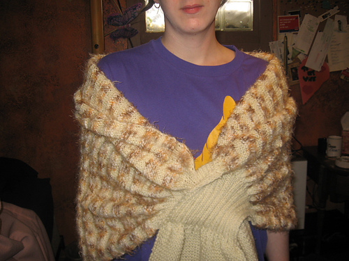 #07 Shoulder Cape