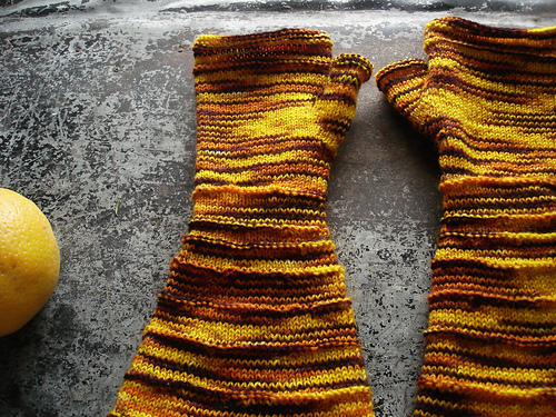 Saturated Fingerless Gloves