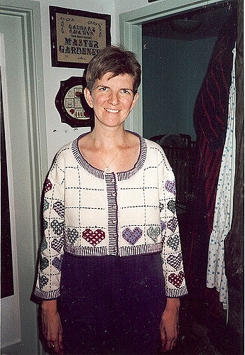 #04 Heart Cardigan