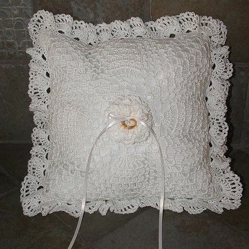 Ravelry Ring Bearer Pillow Pattern By Carol Ballard