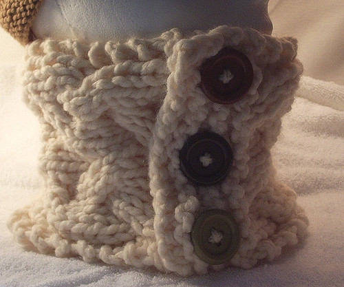 Thick & Quick Cabled Neckwarmer