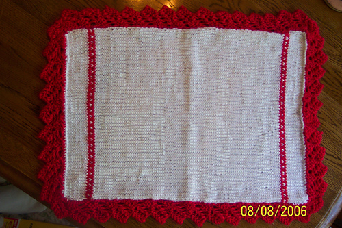 Queen of Hearts Lace-edged Preemie Blanket photo 4