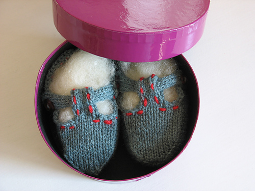 №05 Slippers