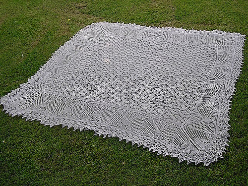 Shetland Swagger Shawl