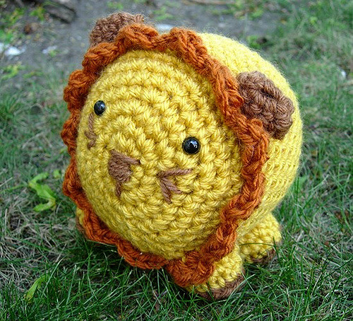 Little Amigurumi Lion