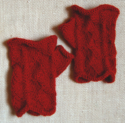 Dragon Scale Mitts