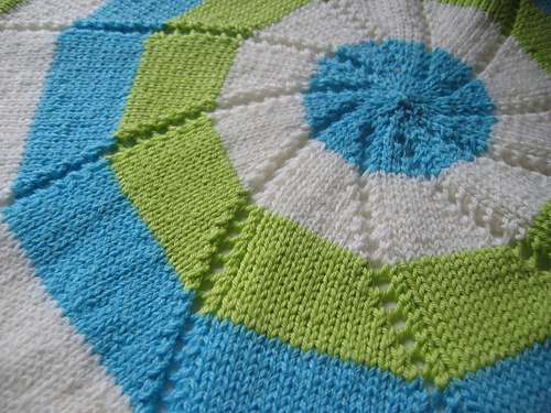 Reverse Pinwheel Blanket