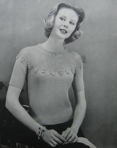 737-66 Pullover