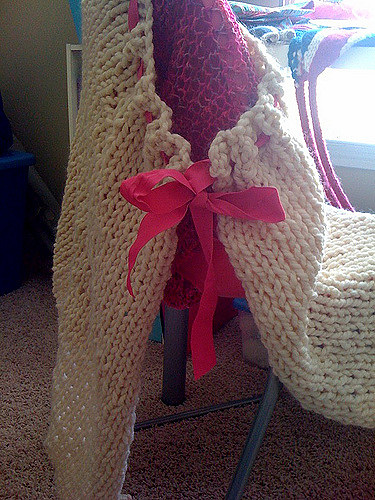 Poncho (Knitted)