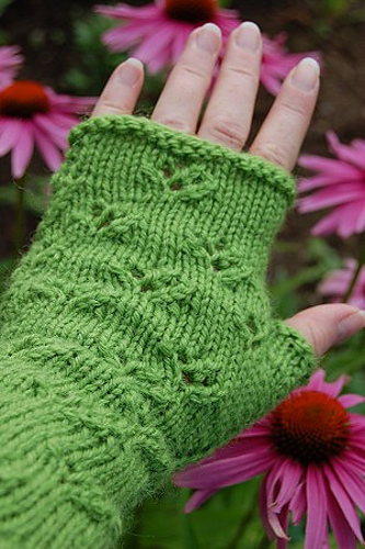 Annes Vendbare / Anne's Reversible Mitts photo 2