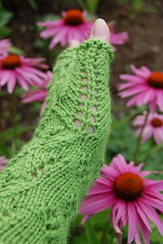 Annes Vendbare / Anne's Reversible Mitts photo 3
