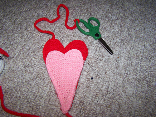 Hello Kitty Tape Measure and Heart Scissors Case photo 5