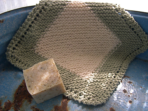 Framed Diagonal Dishcloth