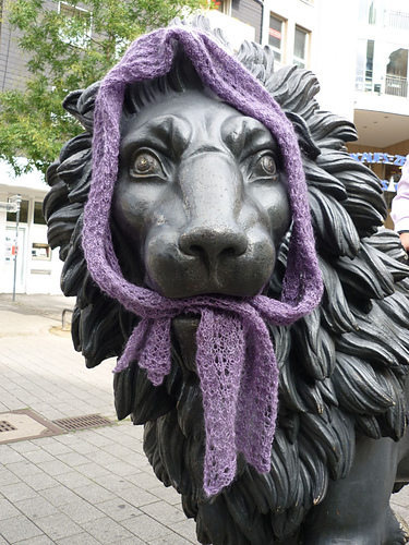 Lion's Lace Scarf